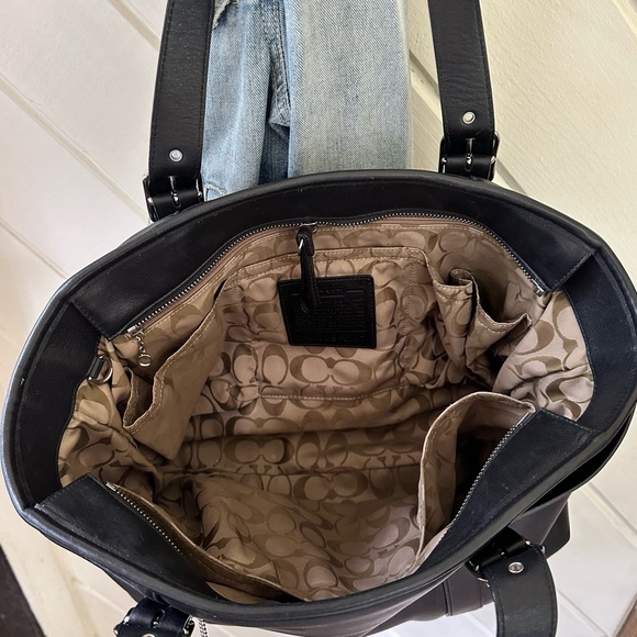 VINTAGE COACH BLACK LEATHER HAMPTON TOTE 5147 - Picture 8 of 11